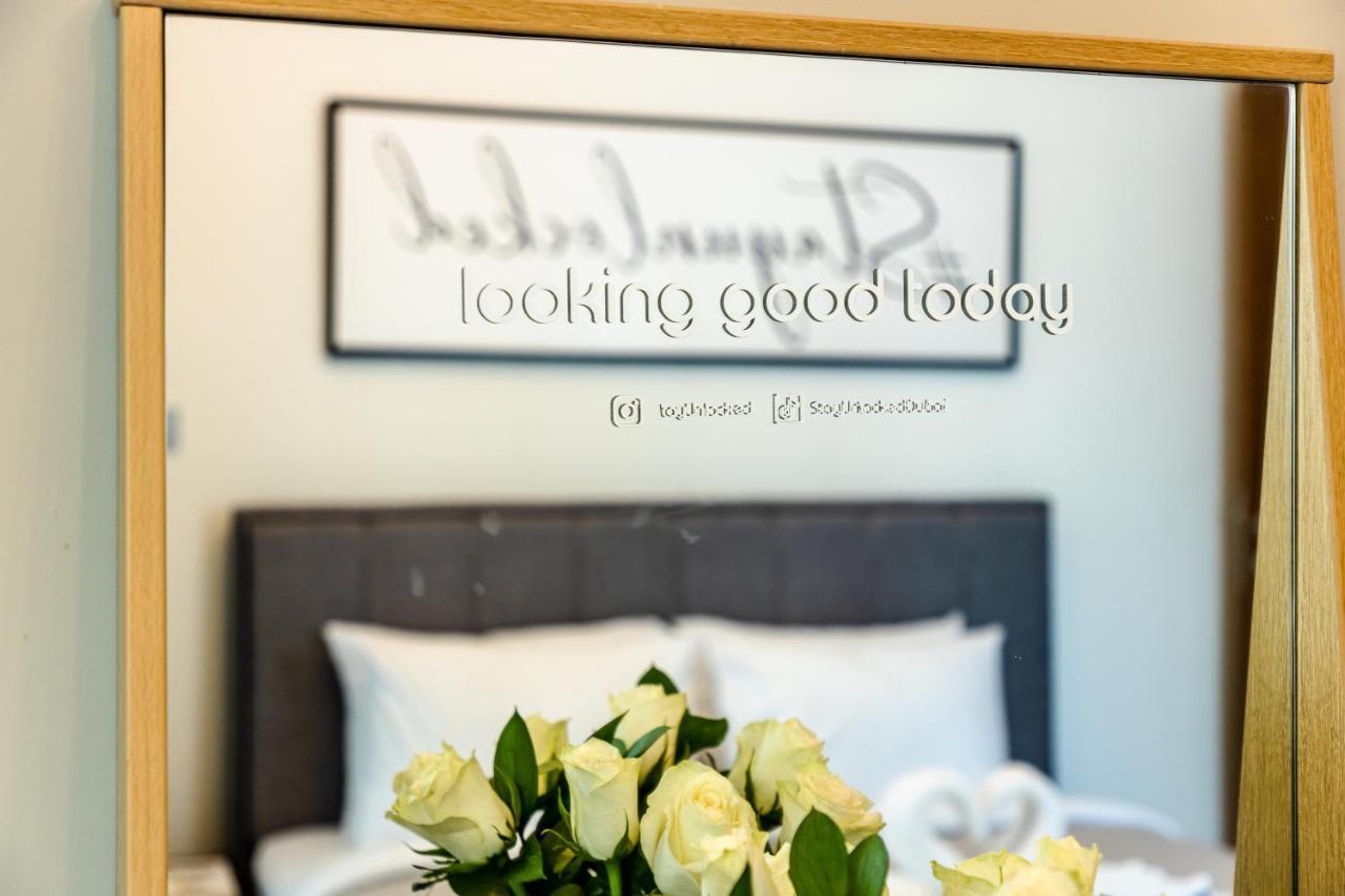 Unlock Waters Edge Apartment Dubai Ngoại thất bức ảnh