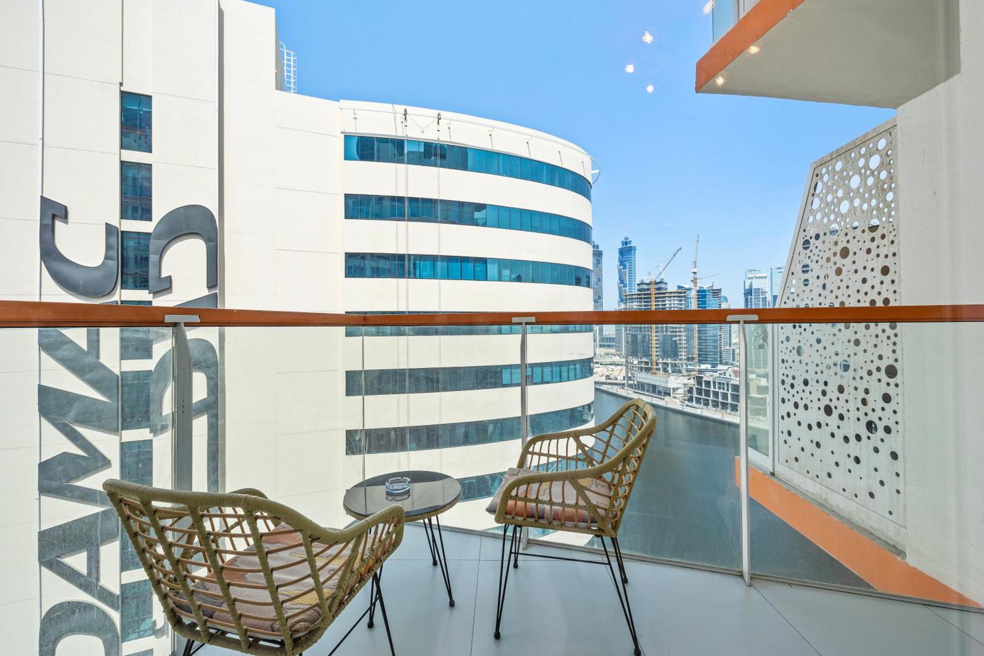 Unlock Waters Edge Apartment Dubai Ngoại thất bức ảnh