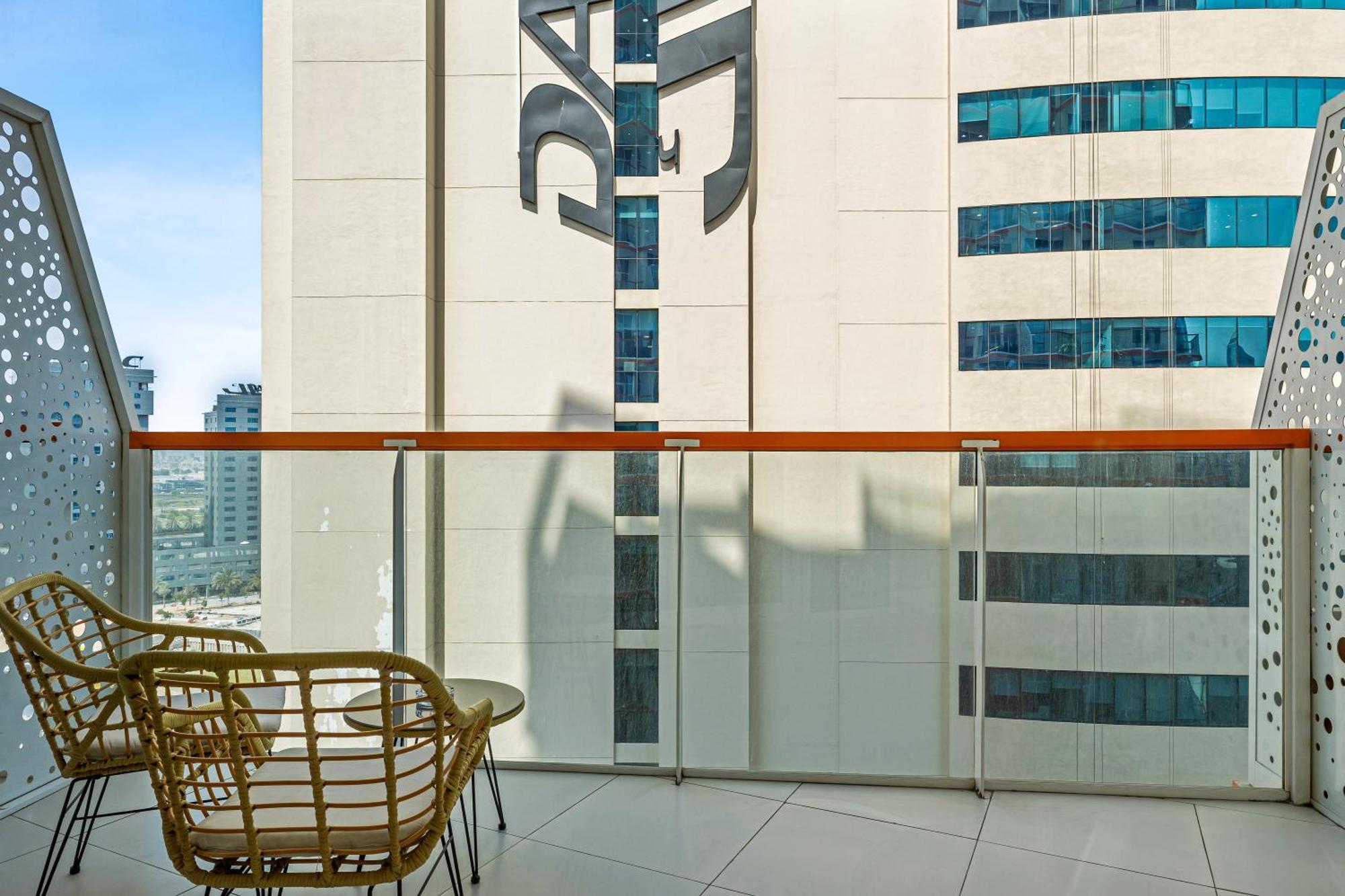 Unlock Waters Edge Apartment Dubai Ngoại thất bức ảnh